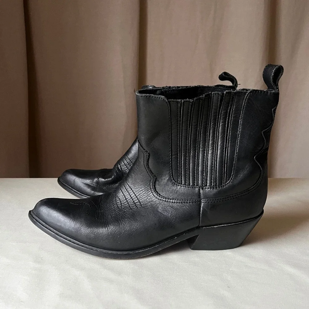 Vintage Feather & Son Black Leather Western Ankle Boots Women's 10M Cowboy - Picture 4 of 11